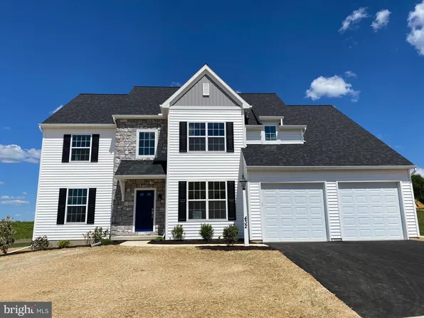 420 Thatcher Ln #97, Lititz, PA 17543