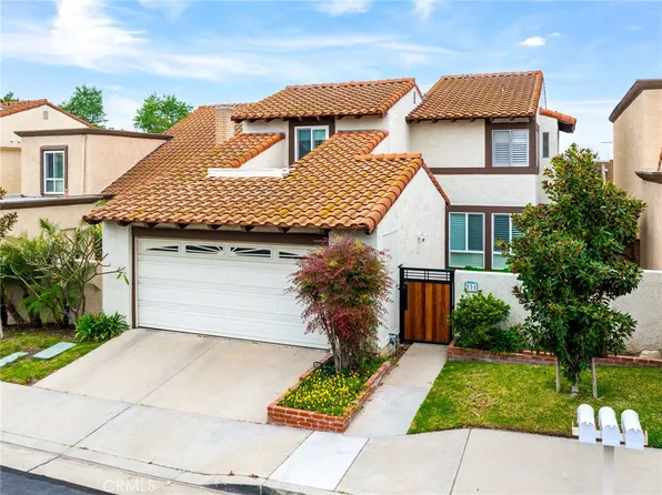 331 Liberty Ln, Placentia, CA 92870