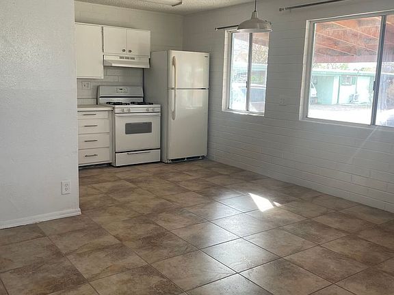 5th image of 5836-5848 E 24th St #5844