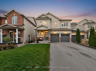 28 Mandley Cres, Essa, ON L0M 1B4