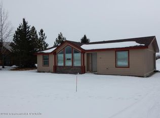 690 E Howard Ave, Driggs, ID 83422