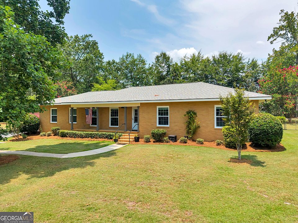 1st image of 222 Brookwood Dr