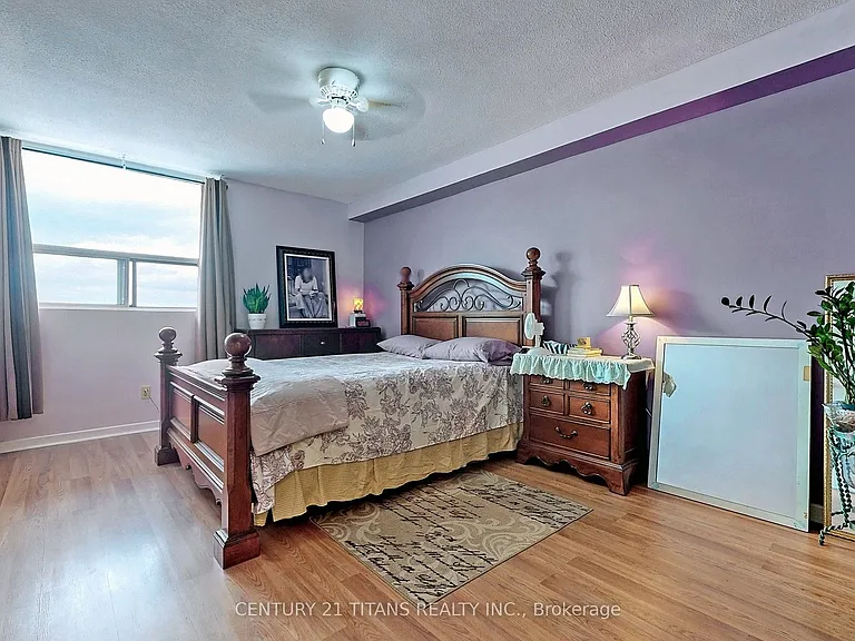 20 Gilder Dr #1208 — Photo 35