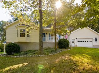 1014 Golden Pond Rd, Chapmansboro, TN 37035