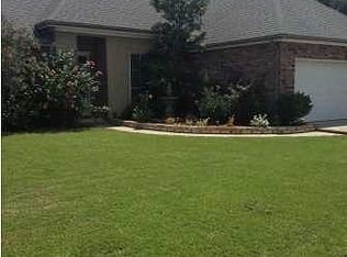 305 Papa Joe Dr, Broussard, LA 70518