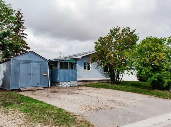 11706 E 98th St, Grande Prairie, AB T8V 3N8
