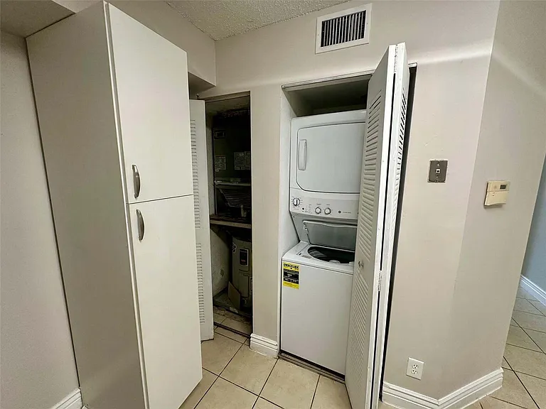 5701 Riverside Dr #205B6 — Photo 18