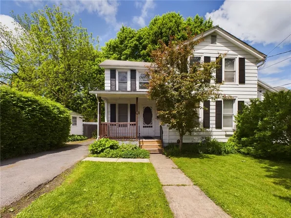 25 Pulaski St, Auburn, NY 13021