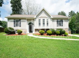 245 Wooden Trace Cir, Springville, AL 35146