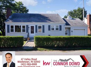 47 Dudley Ave N, Middletown, RI 02842