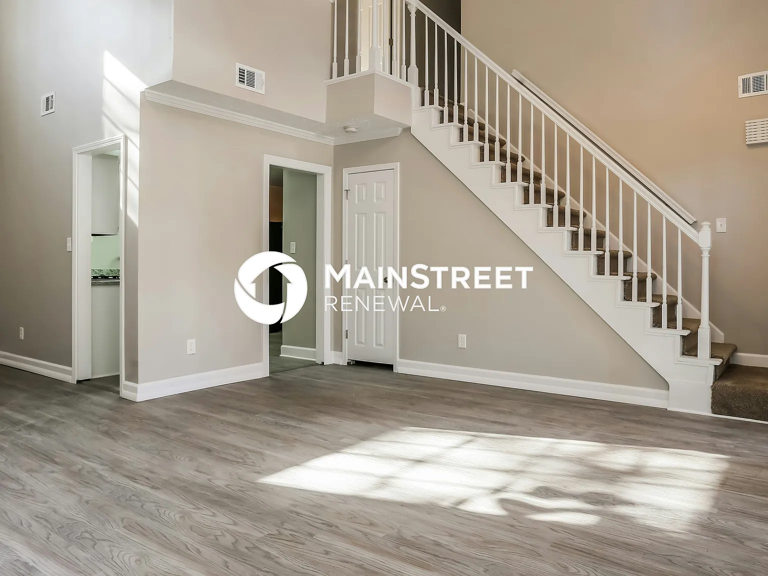 1805 Hickory Creek Ct NW — Photo 3
