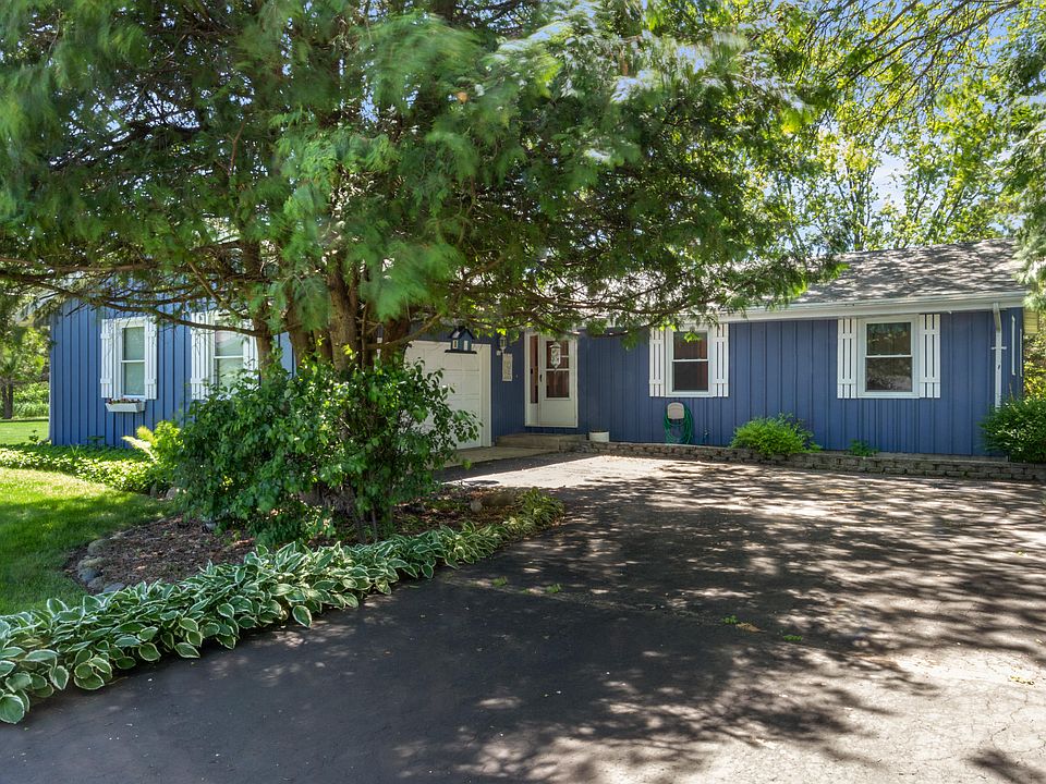 1st image of W5563 Cool Hill Dr