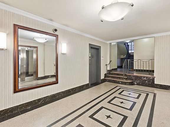4th image of 155 W 71st St APT 4G