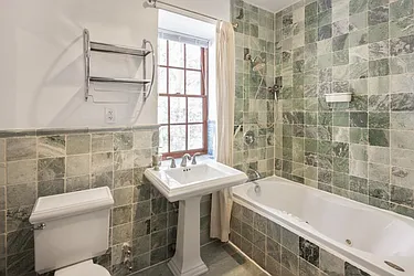 Rented by Leslie J. Garfield