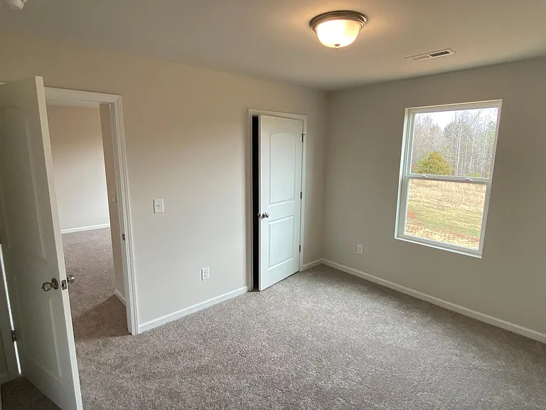 1542 Catskill Way — Photo 21