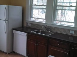 5 Crescent St, Wakefield, MA 01880