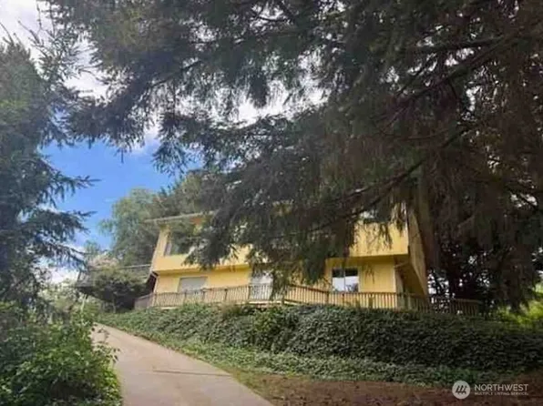 8100 Meyerwood Lane NE, Bremerton, WA 98311
