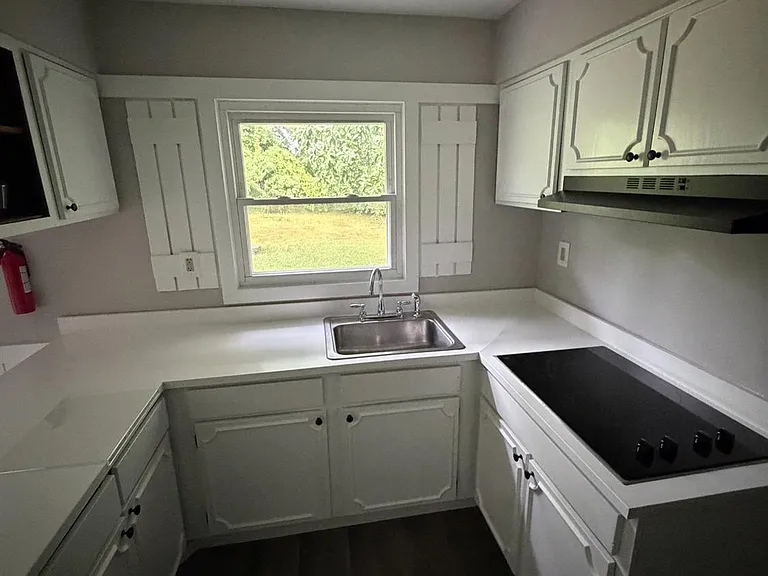 111 Edge Ln — Photo 11