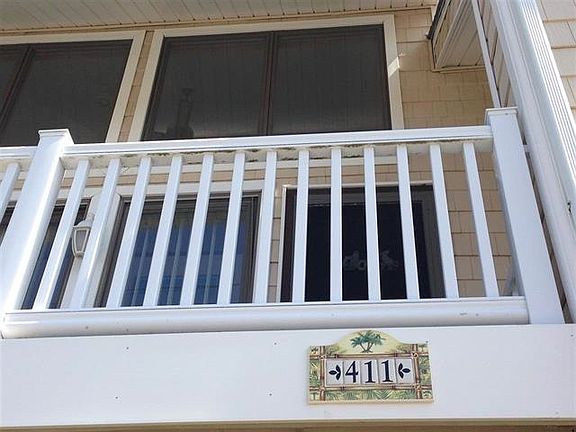 2nd image of 411 34th St #1