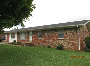 1308 Gayla Dr, Pulaski, TN 38478