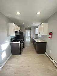 212 Zabriskie Street