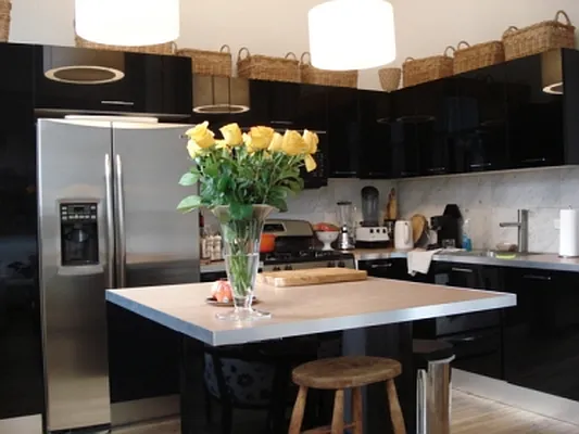 Rented by The Maverik Group LLC | media 23
