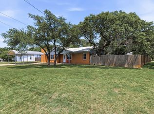 1608 Campa Dr, Brownwood, TX 76801