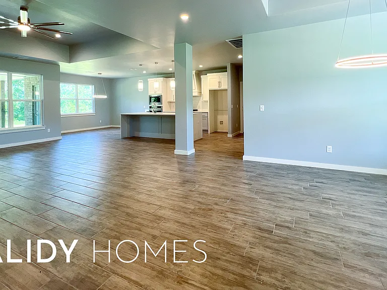 1760 Salma Rd — Photo 4
