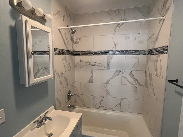 284 Hillside Ave — Photo 4