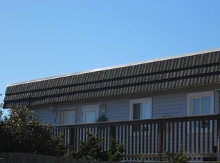 425 NW Brook St APT 2, Newport, OR