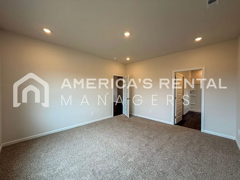 169 Keller Dr — Photo 28