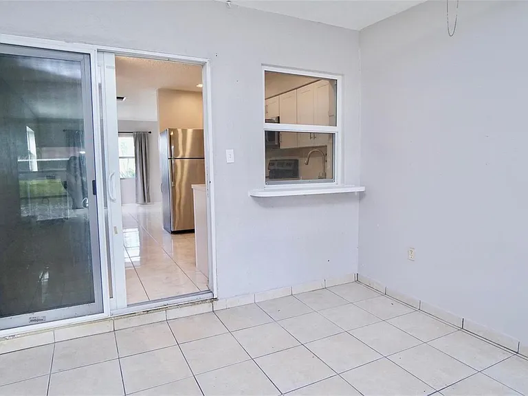 5908 NW 81st Ave — Photo 20