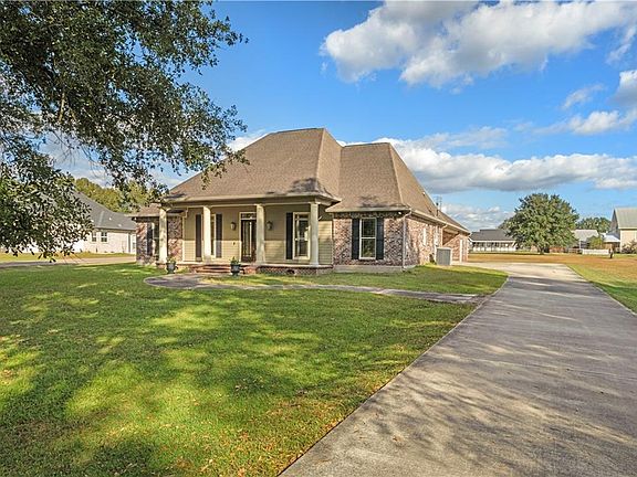 3rd image of 52212 Ditta Dr