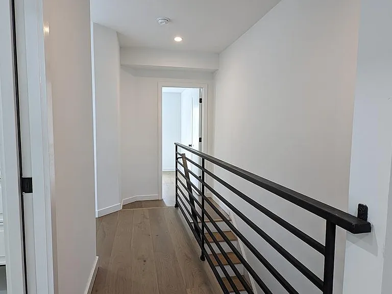 2232 N Mascher St — Photo 10