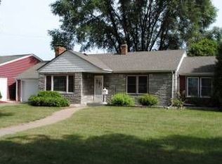 484 Johnson Pkwy, Saint Paul, MN 55106