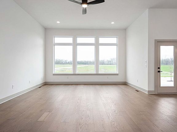 The Wildcat - Living Room