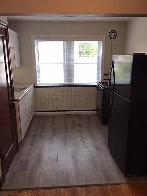 3323 Watson Rd — Photo 3