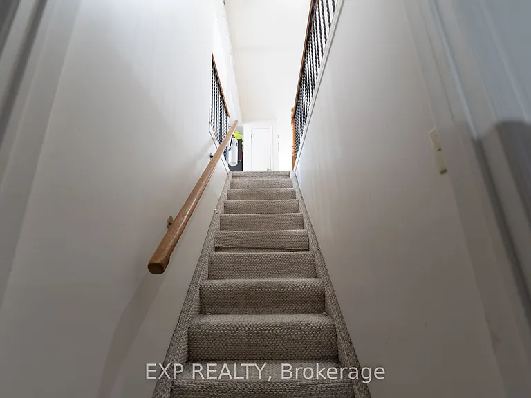 6 Hickling Trl — Photo 17