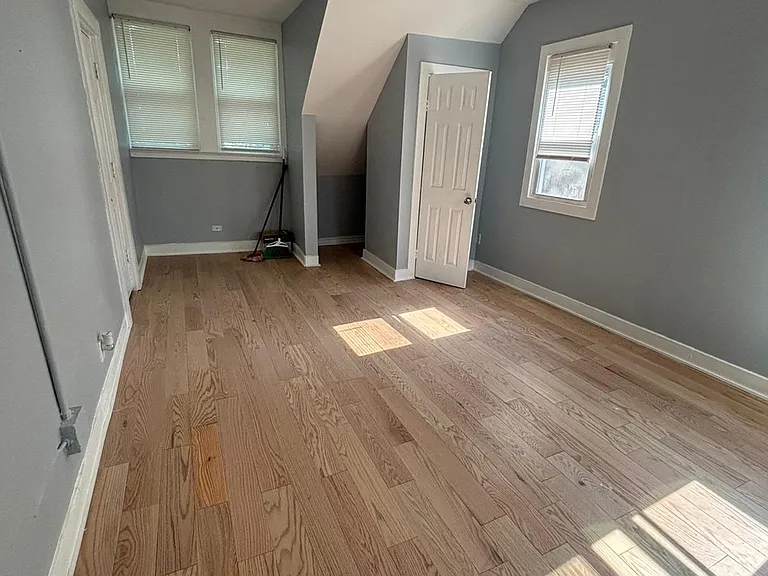 142 Rowe St #D — Photo 4