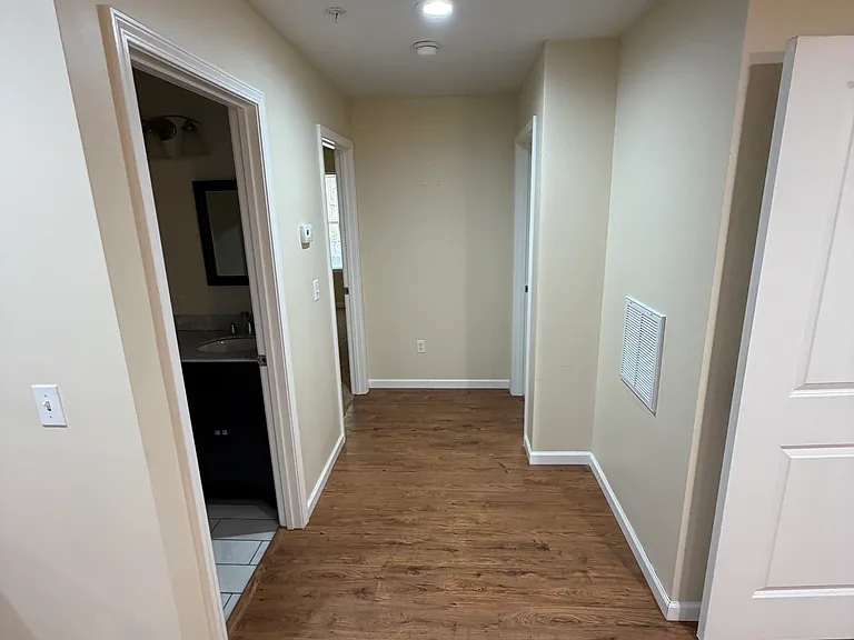 5839 Davis Creek Rd #3 — Photo 5