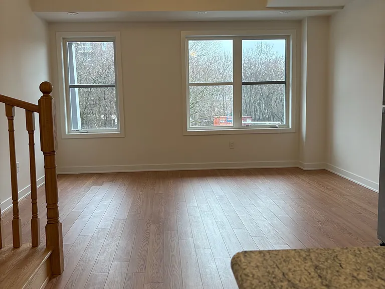 15100 Yonge St #211 — Photo 22
