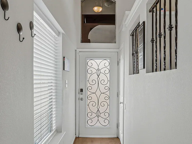 4613 Al Hernandez St — Photo 4
