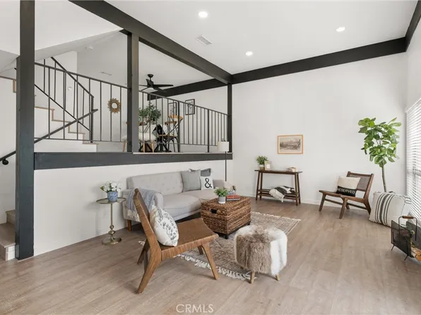 2100 W Palmyra Ave APT 39, Orange, CA 92868