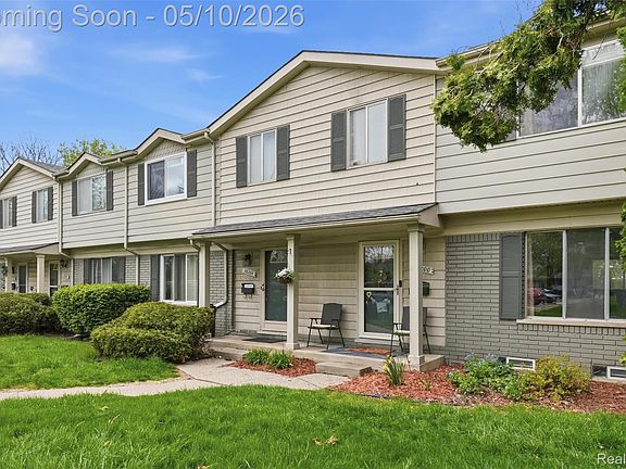 3rd image of 26200 Franklin Pointe Dr