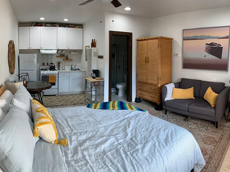 4094 Myrtle Ave — Photo 8