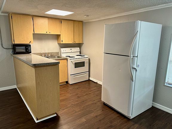 3rd image of 508 S 8th St