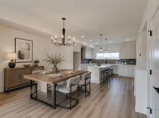 195 NE Belvedere Dr SE #802, Calgary, AB T2A7Y1