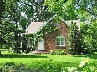 2704 Belmont Rd, Grand Forks, ND 58201