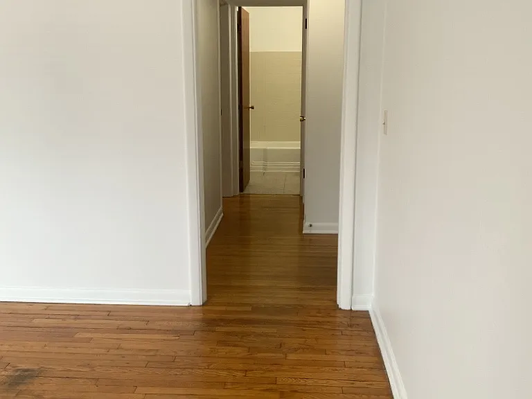 1006 Broadway St — Photo 75
