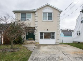 57 James St, South River, NJ 08882